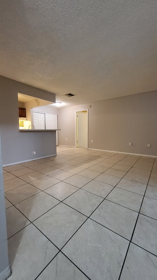 3838 Nautical Way, Unit 104 in Kissimmee, FL - Building Photo - Building Photo