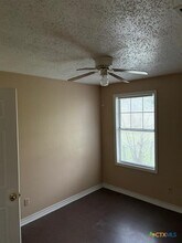 205 W Vardeman Ave in Killeen, TX - Building Photo - Building Photo