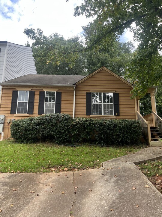 3476 Kingswood Run in Decatur, GA - Foto de edificio
