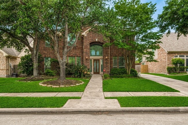 property at 3218 Twinmont Ln