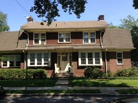 2400 N 2nd St in Harrisburg, PA - Building Photo