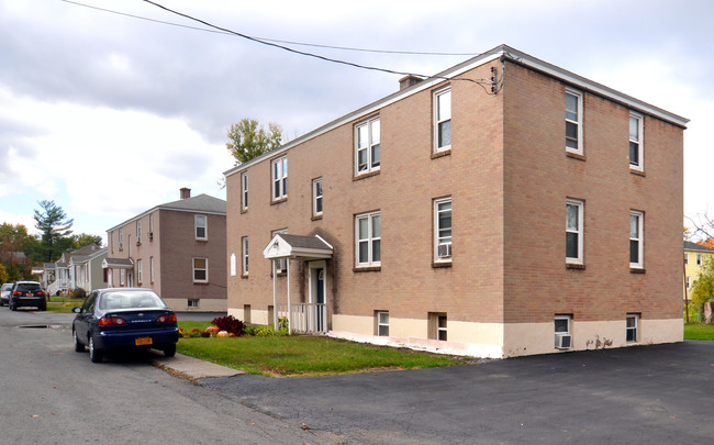 Lakeview Apartments in Rensselaer, NY - Building Photo - Building Photo