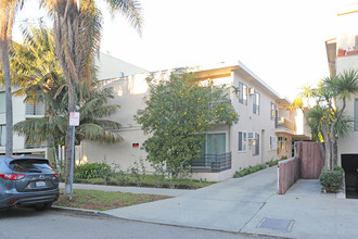 2134 S Bentley Ave in Los Angeles, CA - Building Photo - Primary Photo