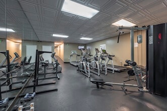Horizon Homes in Naugatuck, CT - Foto de edificio - Interior Photo
