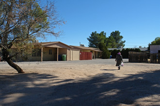 5716 E 23rd St in Tucson, AZ - Building Photo - Building Photo