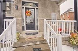 4 Tobermory Crescent in Brampton, ON - Building Photo - Building Photo