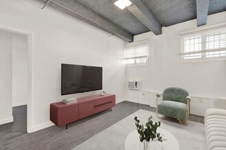 Edwards Apartments in Miami Beach, FL - Foto de edificio - Building Photo