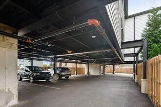 6832 Ridge Ave in Philadelphia, PA - Building Photo - Building Photo