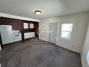 1432 Ohio Ave, Unit 3 in Anderson, IN - Foto de edificio - Building Photo