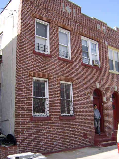 1027 Elder Ave in Bronx, NY - Building Photo