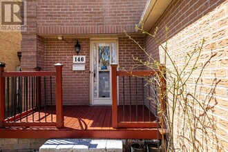 146 Radford Dr in Ajax, ON - Building Photo - Building Photo