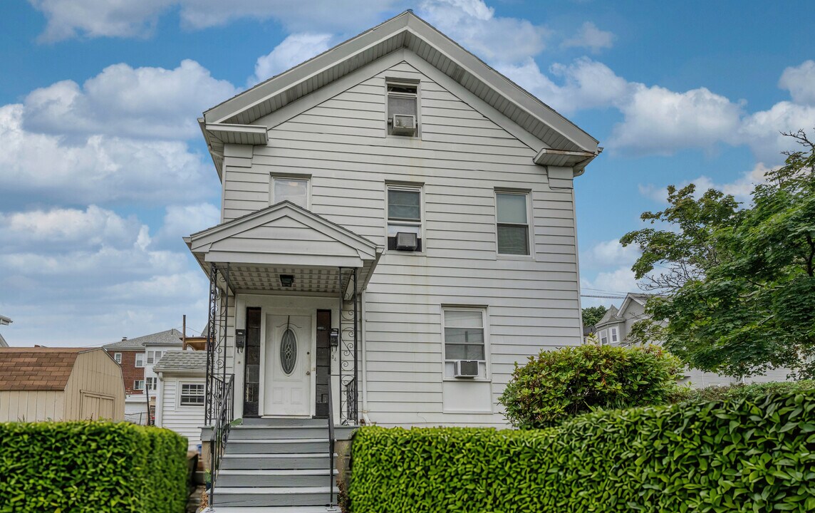 34 Page St, Unit 1 in Malden, MA - Building Photo