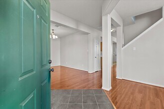 7535 Park Bend Ln in Pasadena, TX - Building Photo - Building Photo