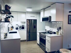 514 NE 85th St, Unit A in Seattle, WA - Building Photo - Building Photo