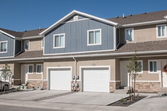 Laguna Farms Quadruplex in Nampa, ID - Building Photo - Building Photo