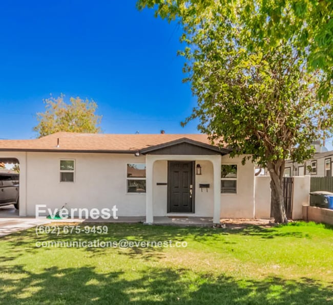 property at 2525 E Willetta St