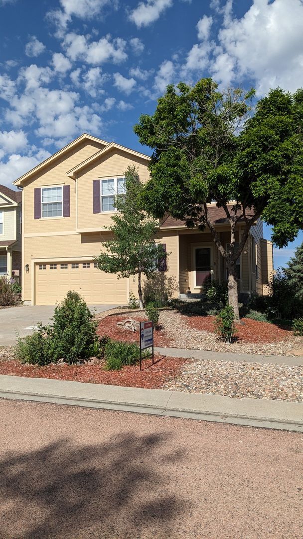 property at 2108 Pinyon Jay Dr