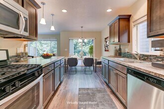 1181 NW 2nd Ct in Hillsboro, OR - Building Photo - Building Photo