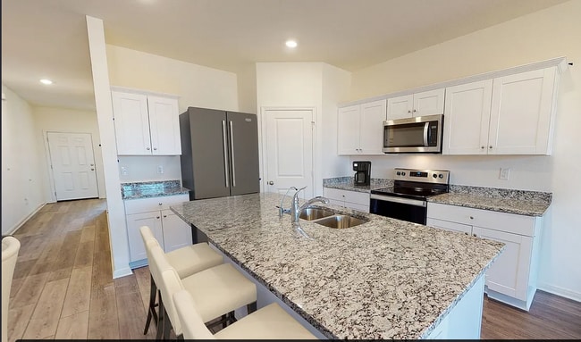 8319 Falcon Meadow Dr in Converse, TX - Building Photo - Building Photo