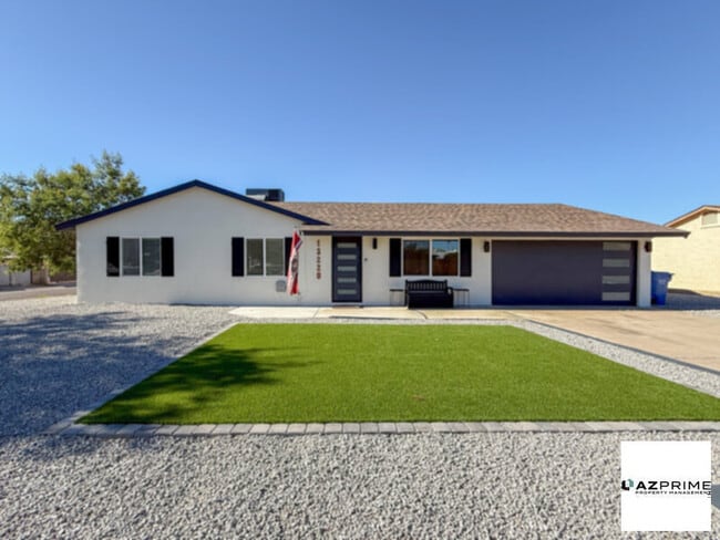 13220 N 14th Ave in Phoenix, AZ - Building Photo - Building Photo