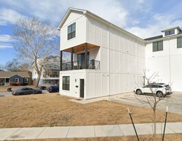 2340 Benbrook Dr in Fort Worth, TX - Building Photo