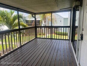 1132 Breezy Way in Sebastian, FL - Building Photo - Building Photo