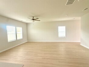 20031 Briarcliff Pk Ln in Porter, TX - Building Photo - Building Photo