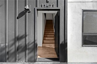 1340 N Kingsley Dr in Los Angeles, CA - Building Photo - Building Photo