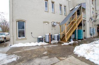 Merchant Street in Cleveland, OH - Building Photo - Building Photo