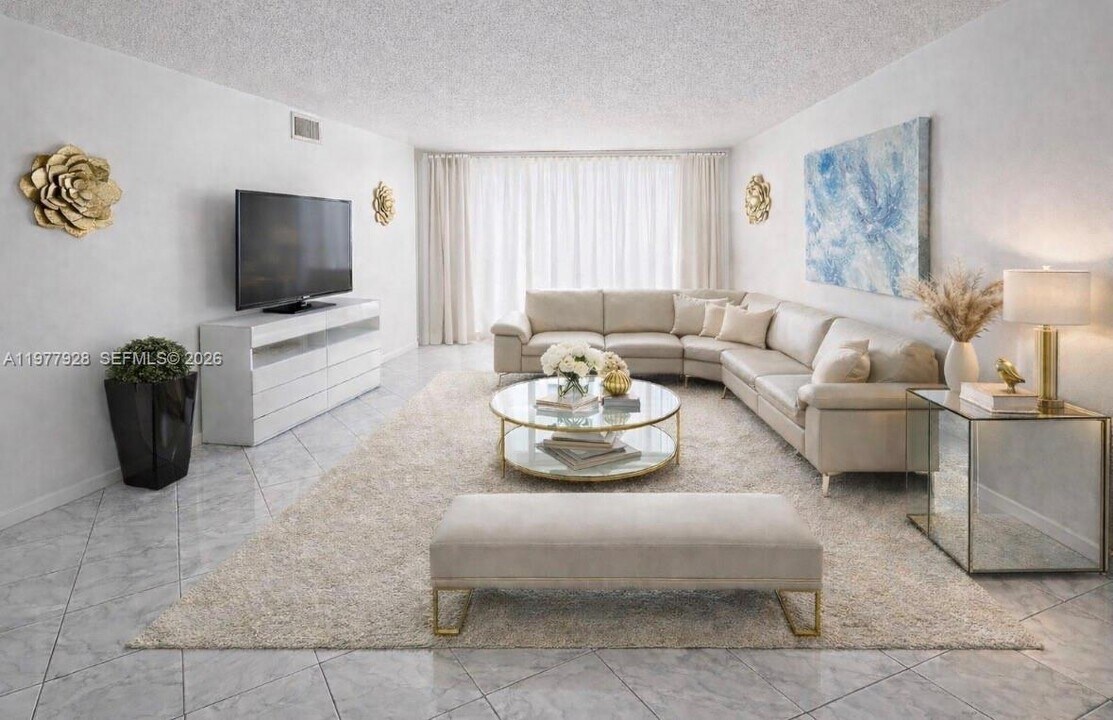 2101 Atlantic Shores Blvd in Hallandale Beach, FL - Building Photo