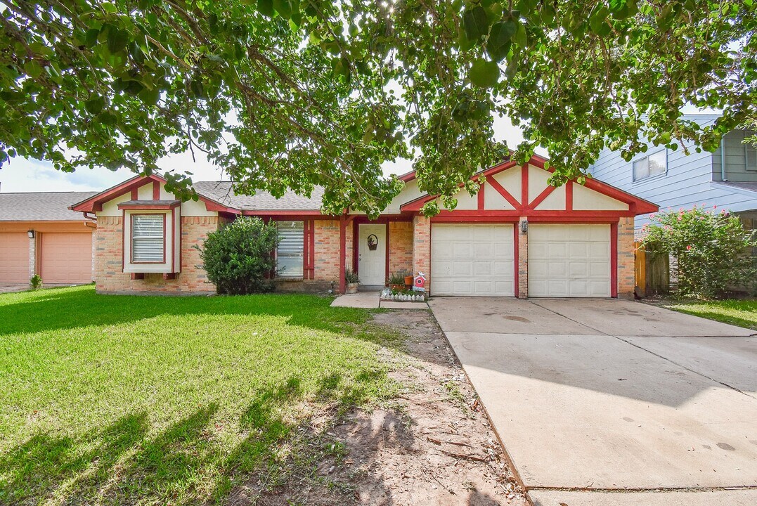 12106 Pecan Meadow Dr in Houston, TX - Foto de edificio