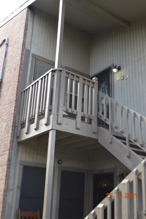 418 Garland Dr-Unit -226 in Lake Jackson, TX - Building Photo - Building Photo