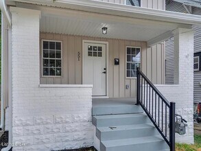 551 Denmark St in Louisville, KY - Building Photo - Building Photo