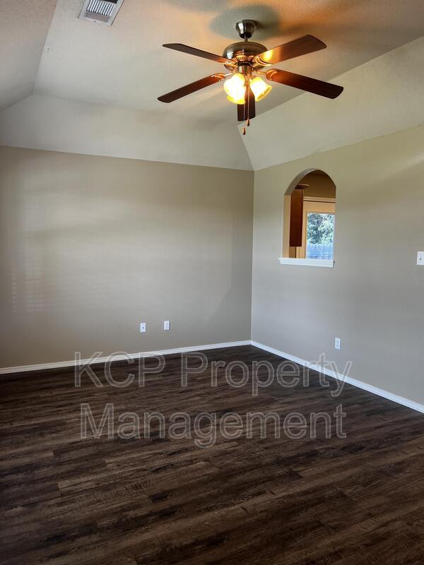 2504 Ridgeway Ln in Barling, AR - Building Photo - Building Photo