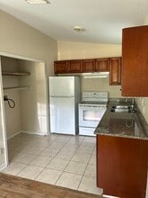 6099 E Pike St in Bay St. Louis, MS - Building Photo - Building Photo