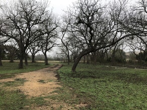200 Saddleback Ridge in Bandera, TX - Building Photo - Building Photo