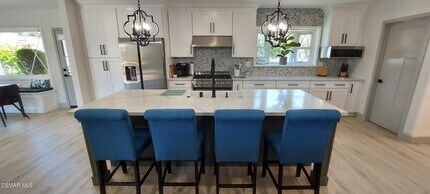 17 Maxine Dr in Camarillo, CA - Building Photo - Building Photo