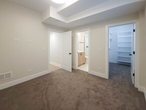 1405 W Belden Ave, Unit 1 in Chicago, IL - Foto de edificio - Building Photo