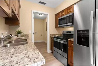 2321 N Whittier St in Tampa, FL - Building Photo - Building Photo