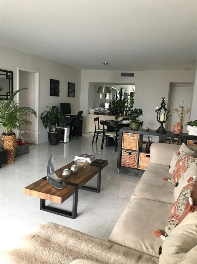 property at 3731 N Country Club Dr