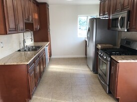 1646-1650 Livonia Ave. Apartamentos