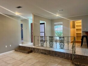 708 Ave Du Fontaine Bleau in Mary Esther, FL - Building Photo - Building Photo