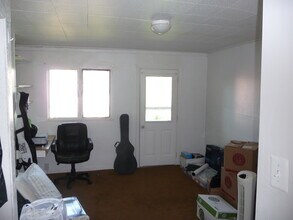 3453 Ward St, Unit 3453 Ward 1st floor in Pittsburgh, PA - Foto de edificio - Building Photo