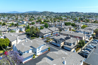 Dover Place in El Cajon, CA - Building Photo - Building Photo