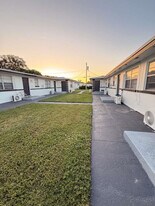 1886 41st Ave in Vero Beach, FL - Building Photo