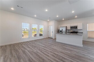 1071 Kentucky Ave in Bentonville, AR - Building Photo - Building Photo