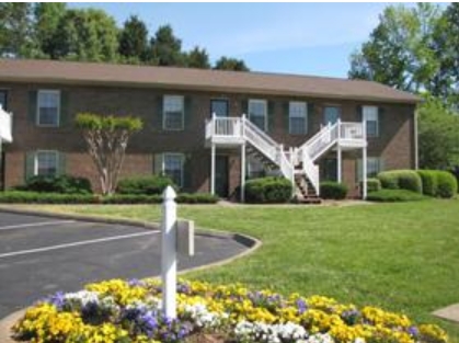 Foxcreek Apartments in Winston-Salem, NC - Building Photo