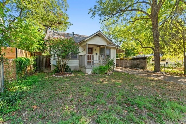 204 W 46th St in Austin, TX - Foto de edificio - Building Photo