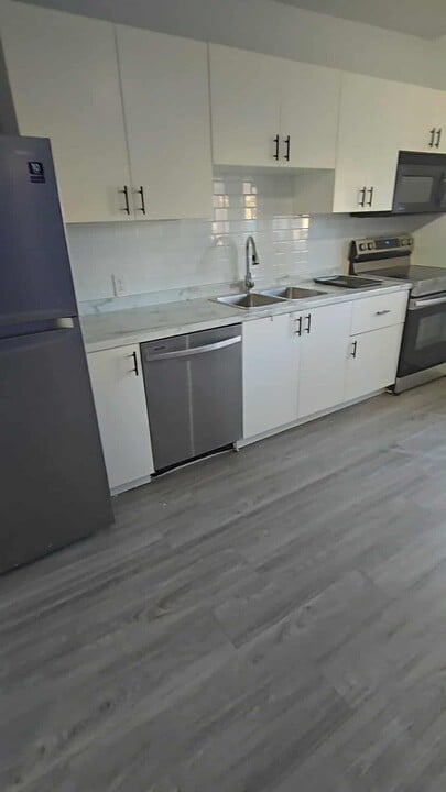 786 Toronto St in Winnipeg, MB - Building Photo