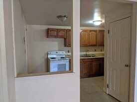 26 Grove St, Unit 12 in Arlington, MA - Building Photo